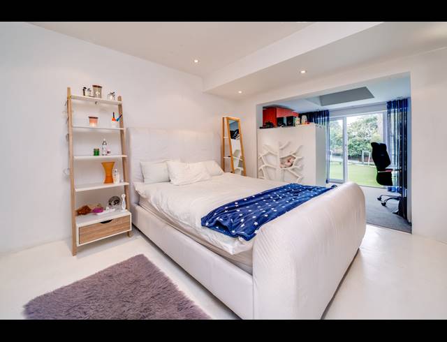 4 BEDROOM HOUSE FOR SALE IN BRYANSTON
